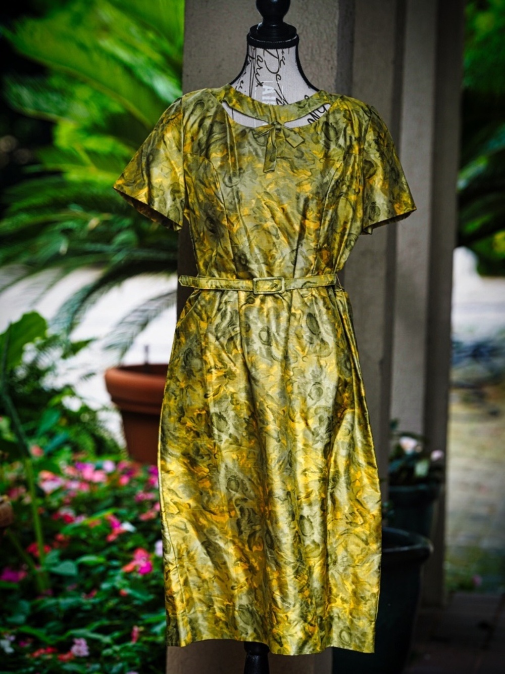 Vintage Grace Taylor’s Original Yellow Abstract Print Dress